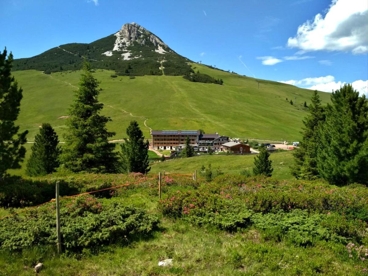 Berghotel Jochgrimm - Alpine Wellness Varena Exterior foto