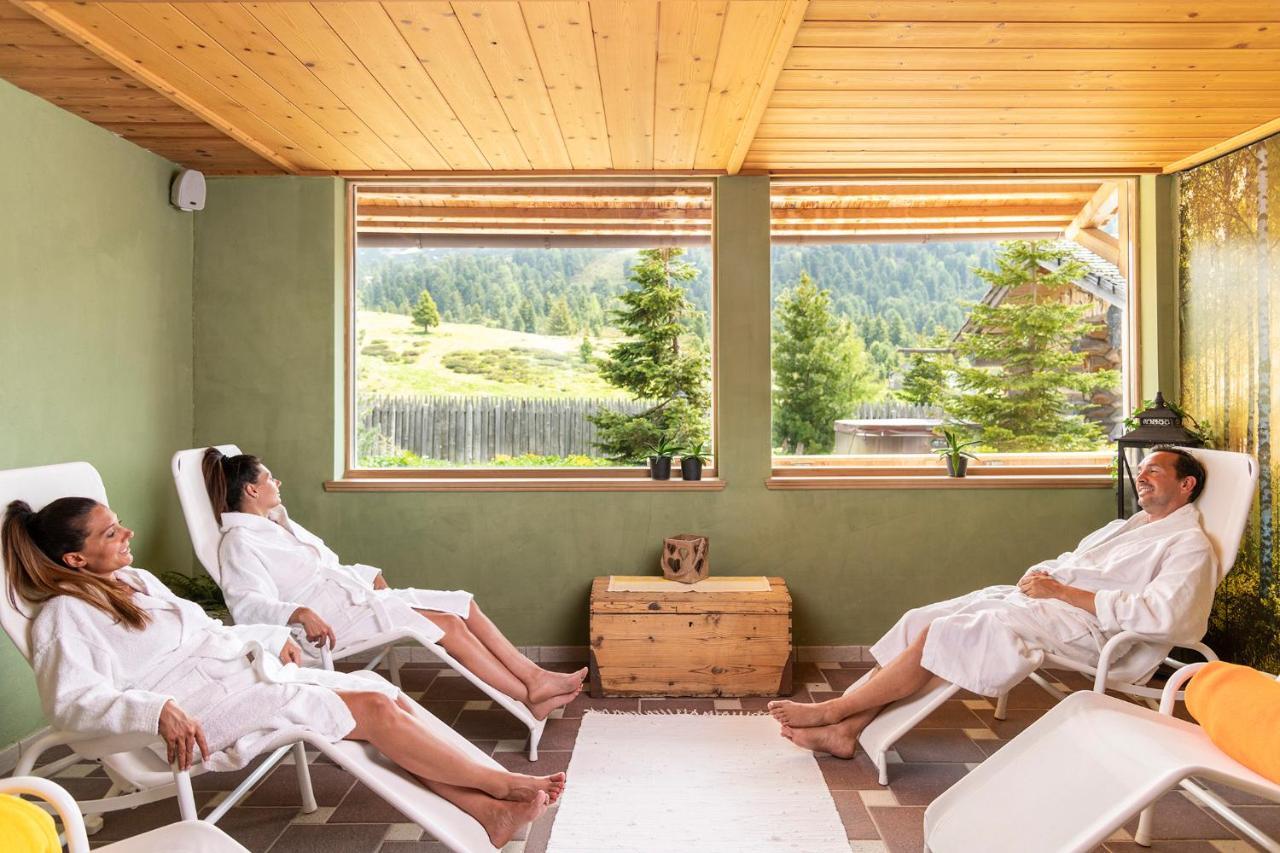 Berghotel Jochgrimm - Alpine Wellness Varena Exterior foto
